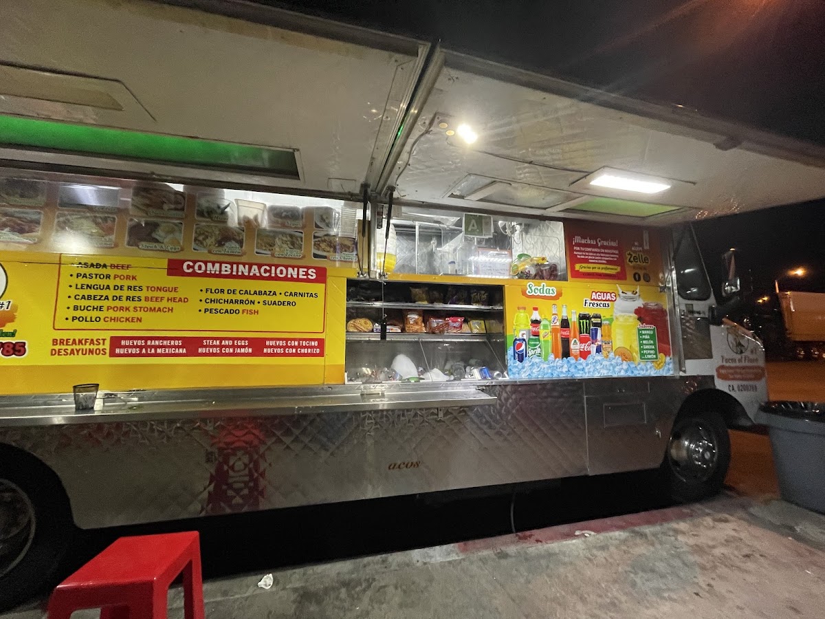 Tacos El Flaco 1